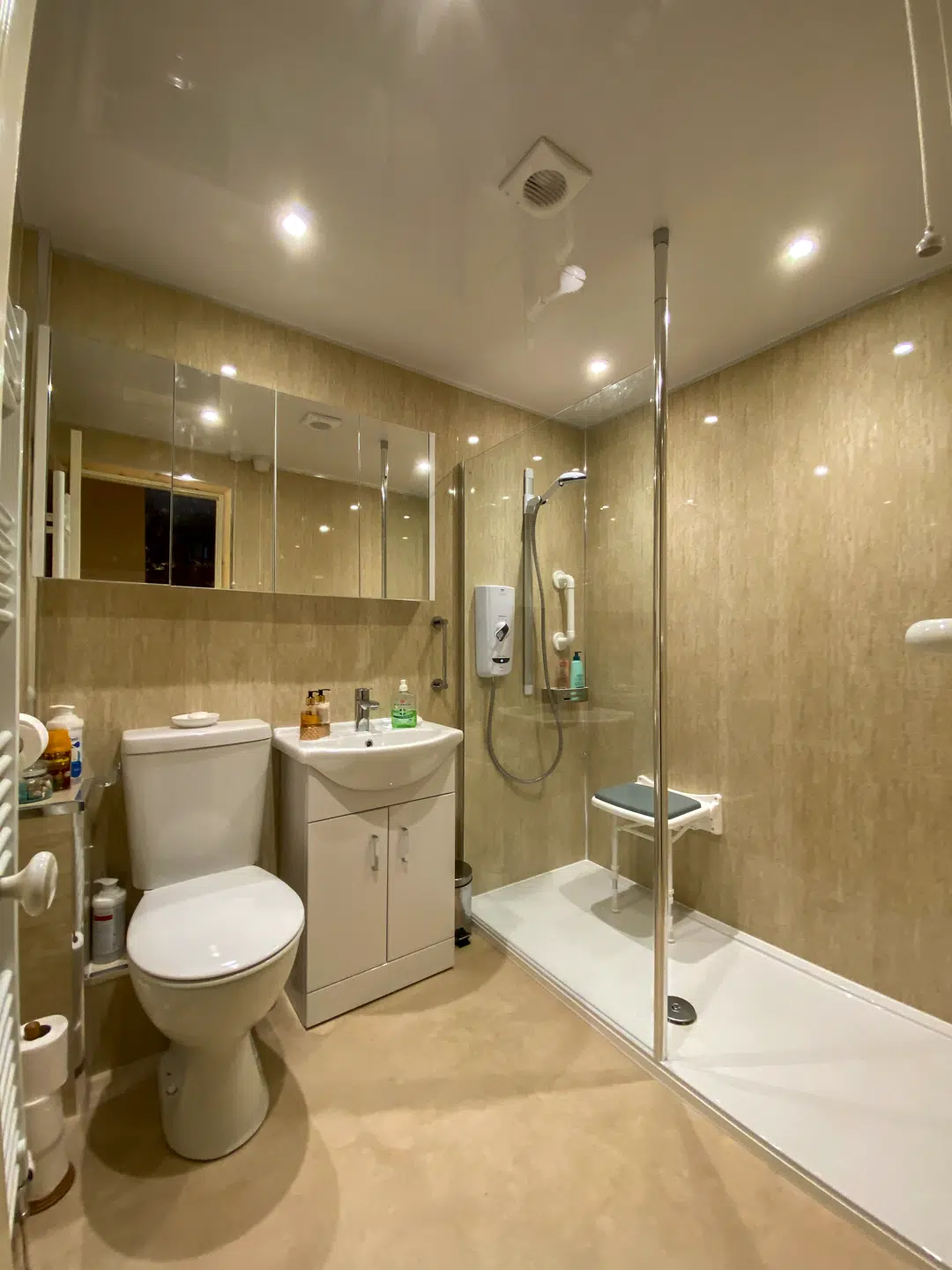 Le choix idéal pour des douches à l’italienne design : la paroi Sirhona